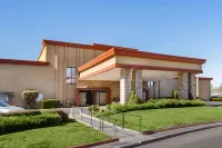 Wyndham Sacramento Hotel dekat Kompleks Golf Haggin Oaks