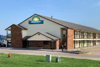 Days Inn by Wyndham Pratt Hotels in Pratt