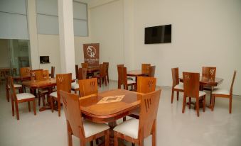 Hotel San Román ⋆⋆⋆ - Housity