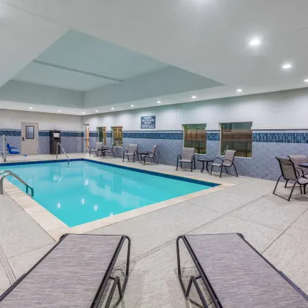 La Quinta Inn & Suites by Wyndham Houston East at Sheldon Rd