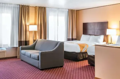 Quality Inn & Suites 애덤스 타운쉽 호텔