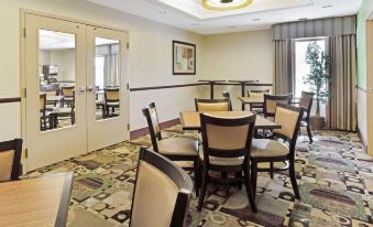 La Quinta Inn & Suites by Wyndham Lancaster