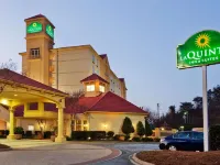 La Quinta Inn & Suites by Wyndham Greenville Haywood Hotels near Timmons Park