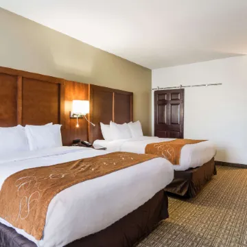 Comfort Suites