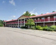 新河峽品質飯店 蘭辛住宿飯店