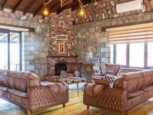 Amazing Stone House with Fireplace and Private Pool Surrounded with Nature in Iznik, Bursa