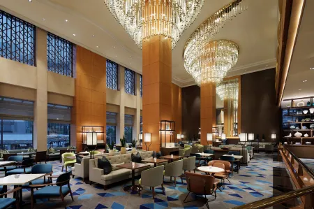 Yokohama Bay Sheraton Hotel and Towers Отели рядом со станцией Toho Shirasu Railway Station