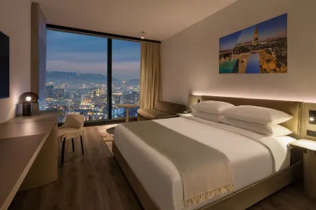 AC Hotel Downtown Los Angeles