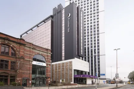 Premier Inn Leeds City Centre(Leeds Arena) Отели рядом с достопримечательностью «Университет Лидс»