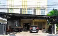 Trision Kostel Near Undip - Universitas Diponegoro Các khách sạn gần Universitas Diponegoro