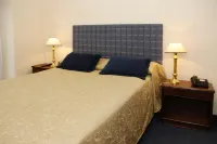 總統飯店 Alfonsina Storni Monument附近的飯店