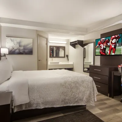 Red Roof Inn Plus & Suites Erie Hotels near Presque Isle State Park