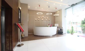 Hotel Executive Silver Inn