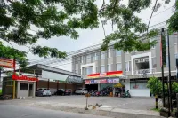 RedDoorz Near Exit Tol Banyumanik 2 Hotels in Jabungan