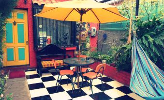 Hostel Friendly - Housity