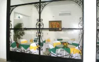 Hotel Casa Pablo - breakfast