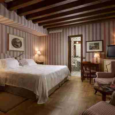 Hotel Villa Cipriani Rooms