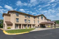 Quality Inn & Suites Warren - 2 tähden