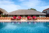 โรงแรมรอยัลพาเลส - ที่มีสระว่ายน้ำ