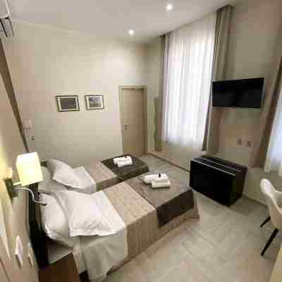 De Nava Suite Rooms