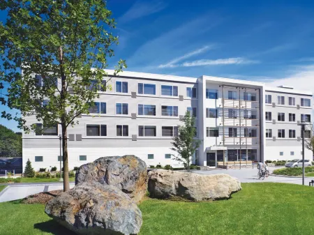 Element Lexington Отели рядом с достопримечательностью «Конкорд Мидл Скул»