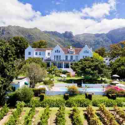 The Cellars-Hohenort Hotel Exterior