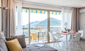 Cannes Marina Appart Hotel Mandelieu