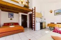 Apartments Pera - Homestays
