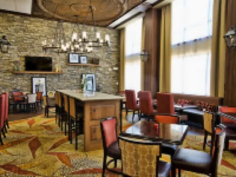 ハンプトン  イン & スイーツ ティフトン ティフトンのホテル