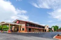 Econo Lodge Inn & Suites I-35 at Shawnee Mission Hoteles en Shawnee