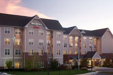 Residence Inn Silver Spring Отели в г. Колсвилл