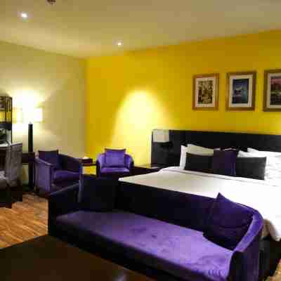Indigo Heights Hotel & Suites Rooms