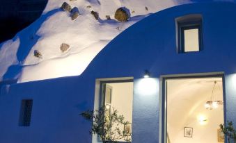Marizan Caves & Villas