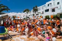 Apartamentos Galeon Playa - Beach