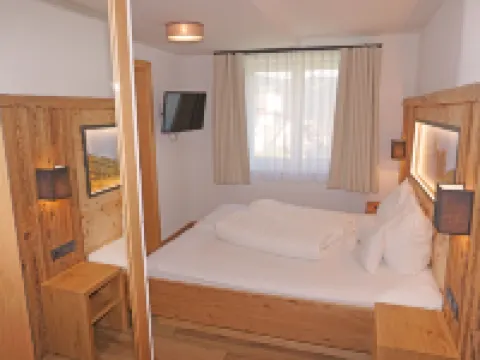 Ladis 拉迪斯酒店