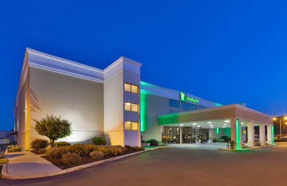 假日酒店摩根敦 - 雷丁區 by IHG