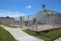 韋科大學區戴斯飯店