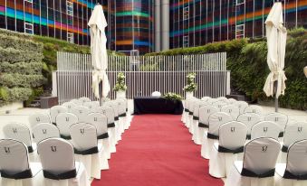 Hotel Jardines de Uleta Suites