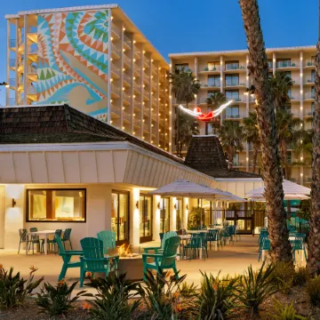 Town and Country San Diego Отели рядом с достопримечательностью «Мишен-Вели»