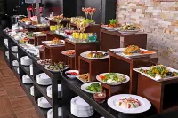 Park Regis Lotus Hotel - สระว่ายน้ำบนดาดฟ้า
