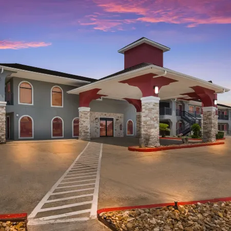 Huntsville Inn & Suites
