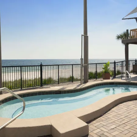 Days Inn by Wyndham Panama City Beach/Ocean Front