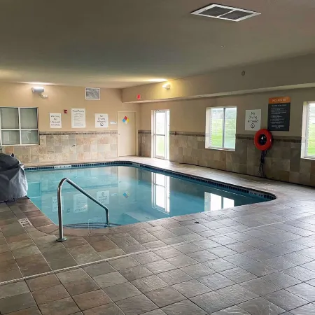 La Quinta Inn & Suites by Wyndham Ankeny IA / Des Moines IA 2402 SE Tones Dr., Ankeny, Io