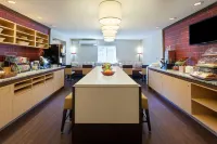 MainStay Suites Detroit Farmington Hills