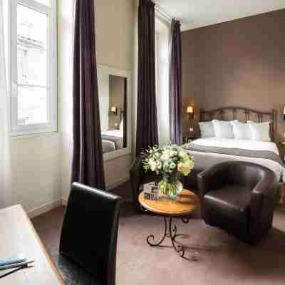 HOTEL DE L'HORLOGE Rooms