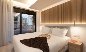 Lux&Easy Athens Metro Suites