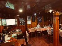 Hotel Khangri - breakfast