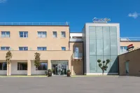 ลาแปร์ลา โรงแรมใน