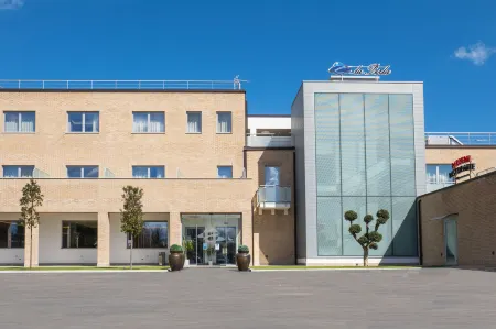 La Perla Отели в г. Aspio Terme