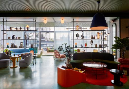 1. 더 스탠다드 방..